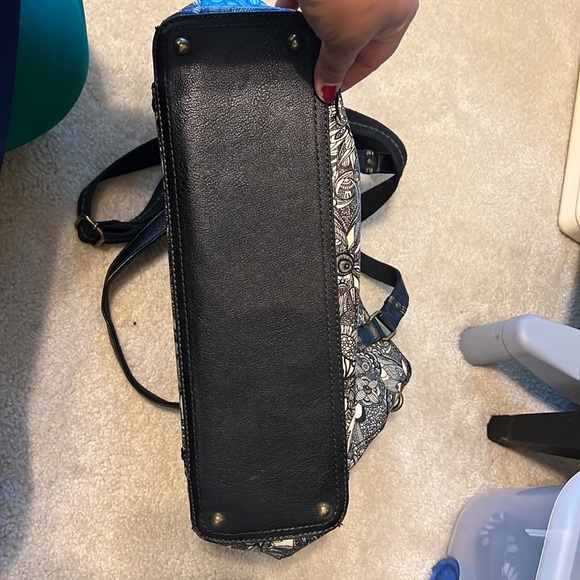 Sakroots Metro Coated Canvas Satchel Black and Cream - Picture 9 of 9